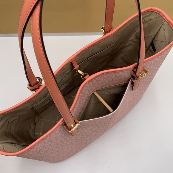 MICHAEL KORS JET SET TRAVEL MEDIUM CARRYALL TOTE SHERBERT MULTI COLOR - Picture 10 of 16